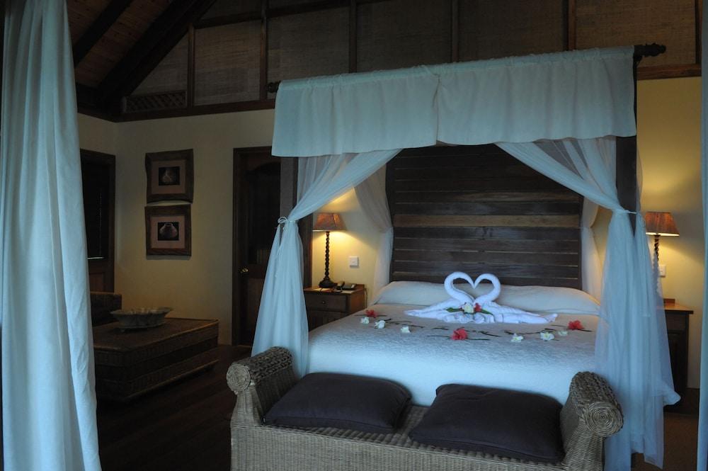 Cerf Island Resort Round Island Экстерьер фото