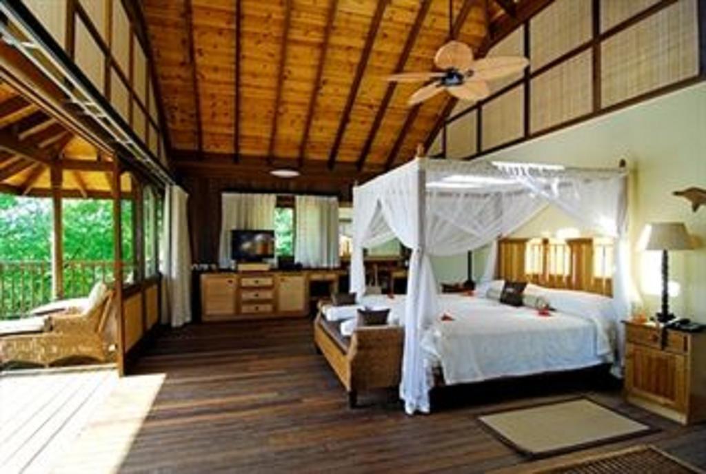 Cerf Island Resort Round Island Экстерьер фото