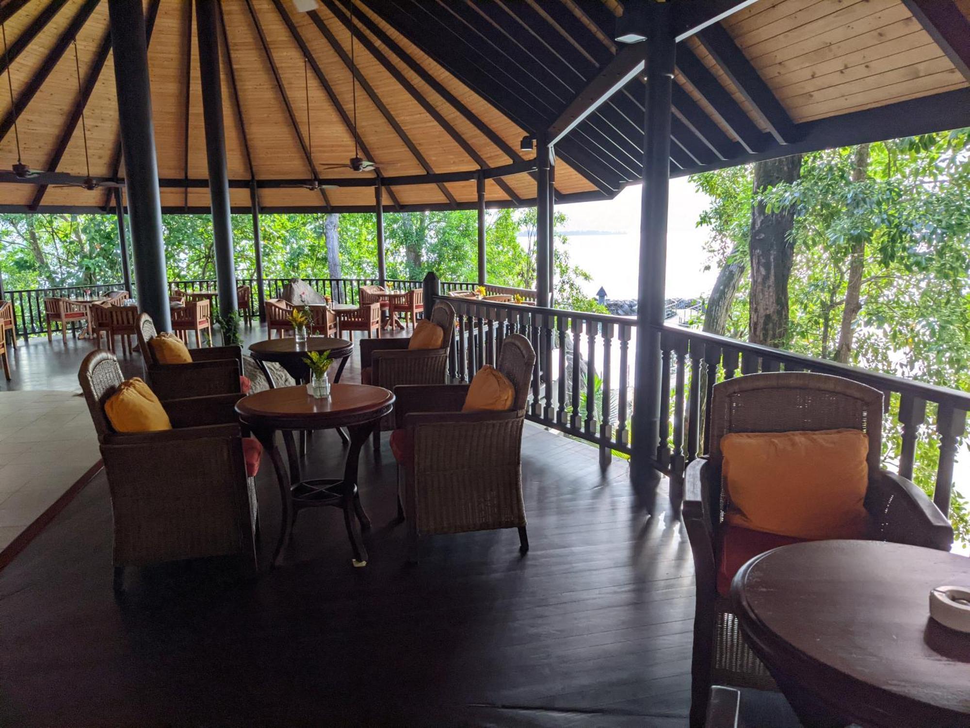 Cerf Island Resort Round Island Экстерьер фото
